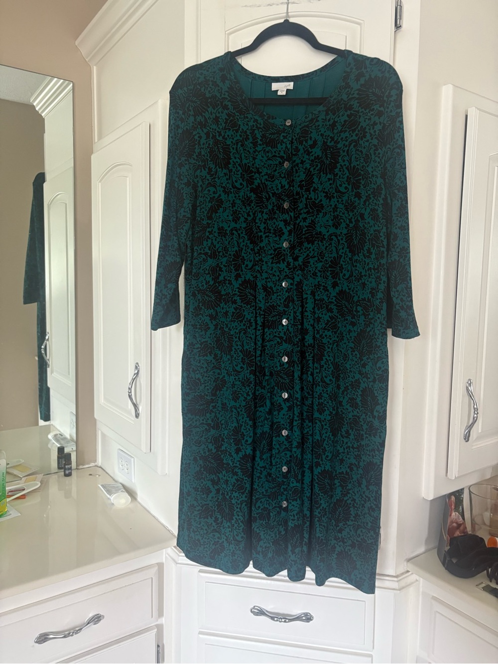 J. Jill Green and Black Floral Button-Front Midi Dress